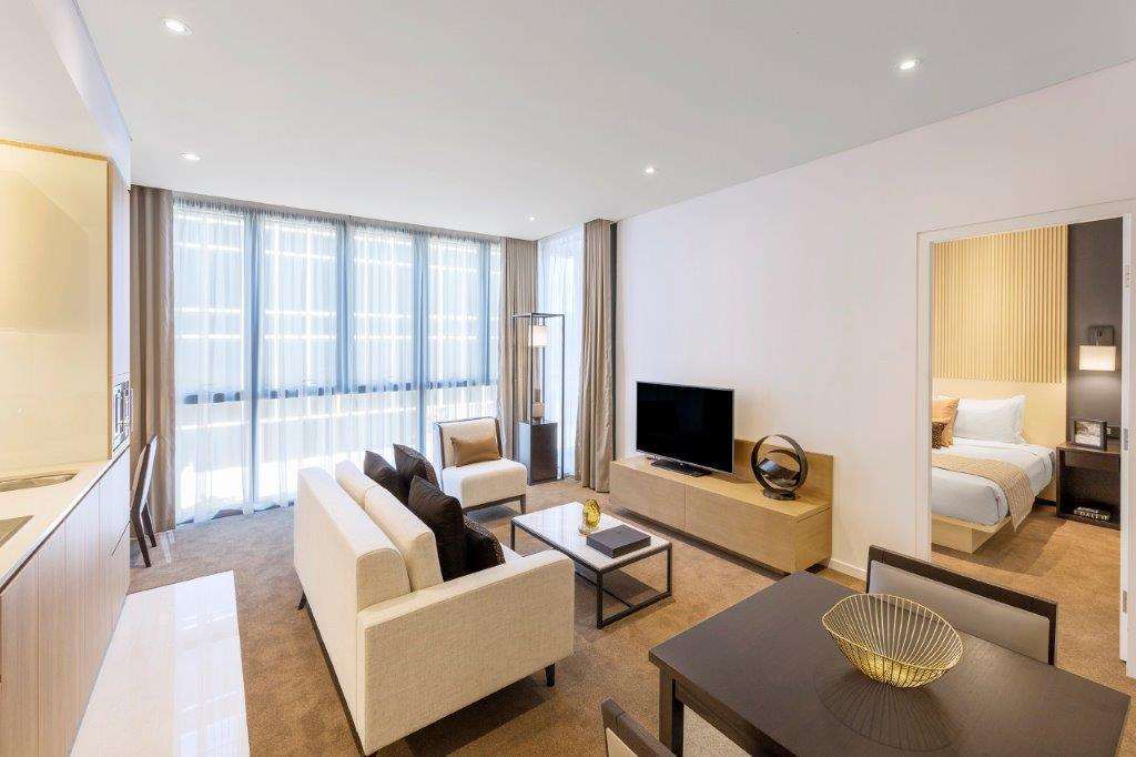 Skye Suites Сидни Стая снимка A living room at the hotel